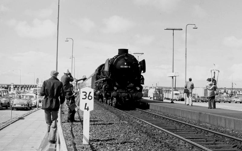 Eisenbahnfreunde waren da.....