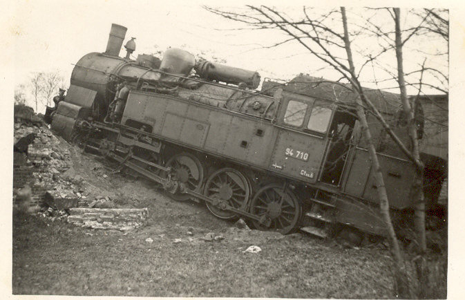 Eisenbahnunfall,im Herbst 1936,in Elsterwerda.(dort war Schluss)