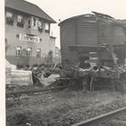 Eisenbahnunfall,im Herbst 1936,in Elsterwerda(Stellwerk mit Balkonkästen).