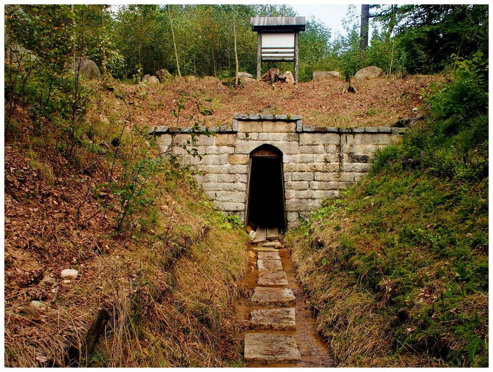 Eisenerzbergbau „Stollenbrunnen“ Bischofsgrün-Karches