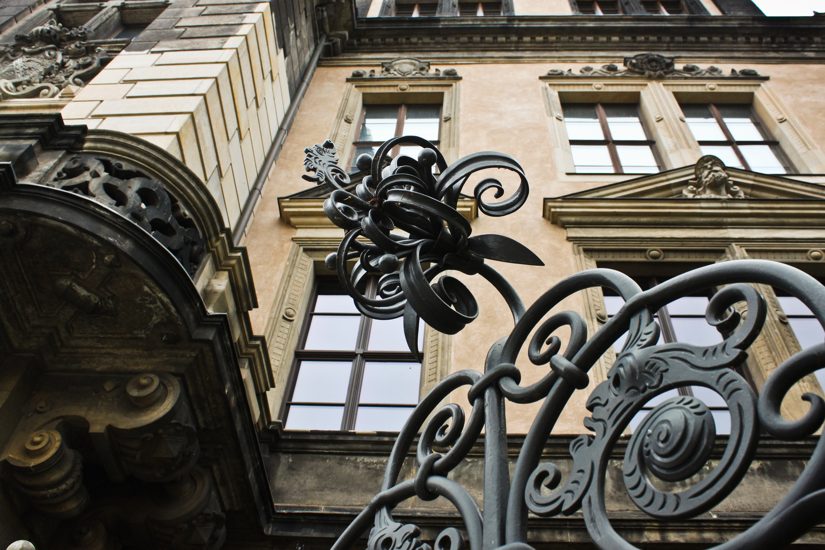 Eisenzaun am Residenzschloß Dresden