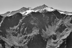 Eisfestung und Glacis