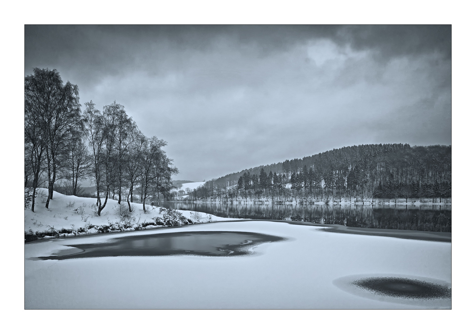 Eisformationen am See