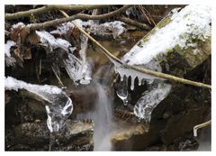 Eisformen am Bach zum 3.