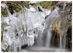 Eisformen am Bach zum 4.