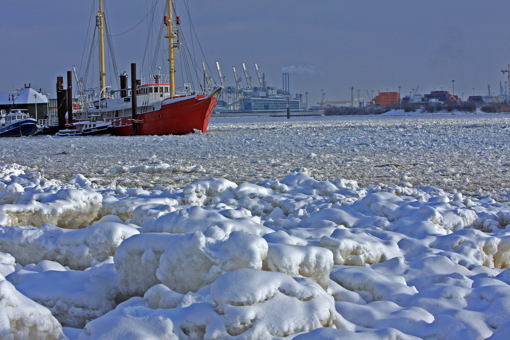 Eisgang auf der Elbe