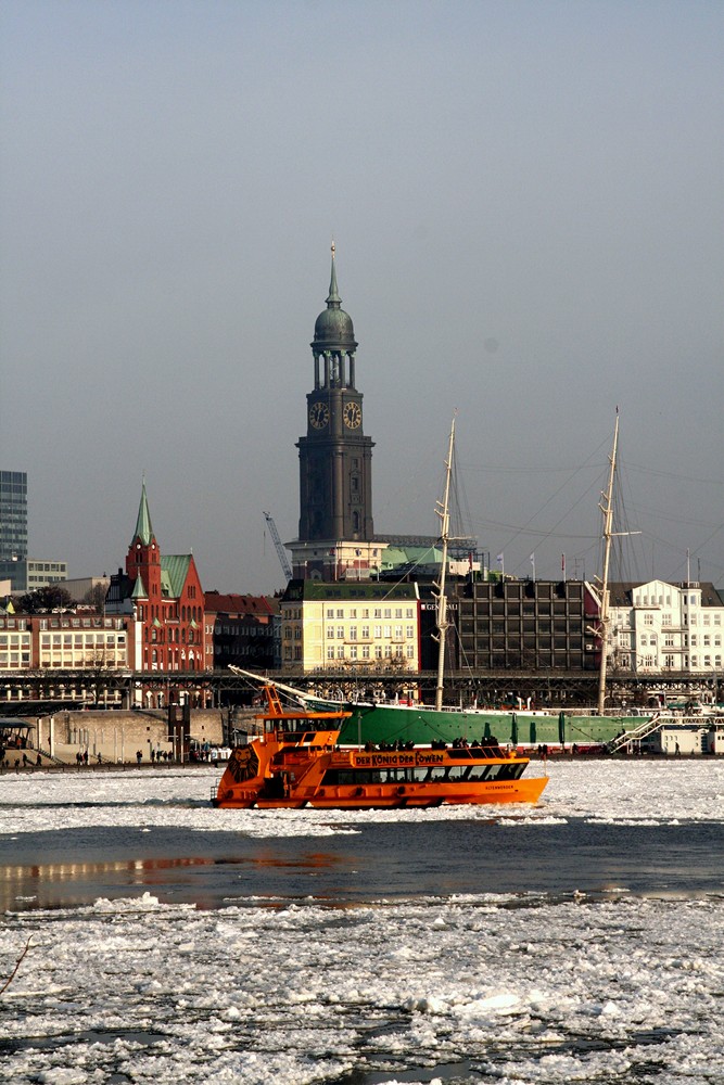 Eisgang auf der Elbe