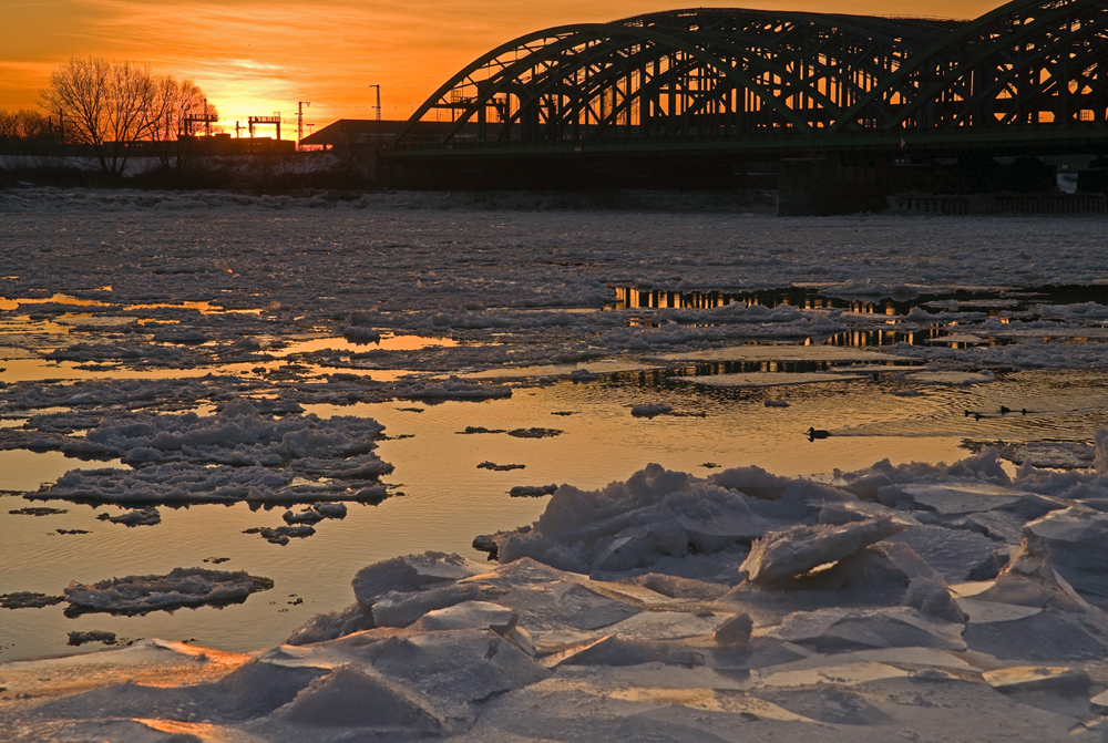 Eisgang auf der Elbe