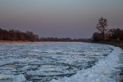 Eisgang der Elbe...