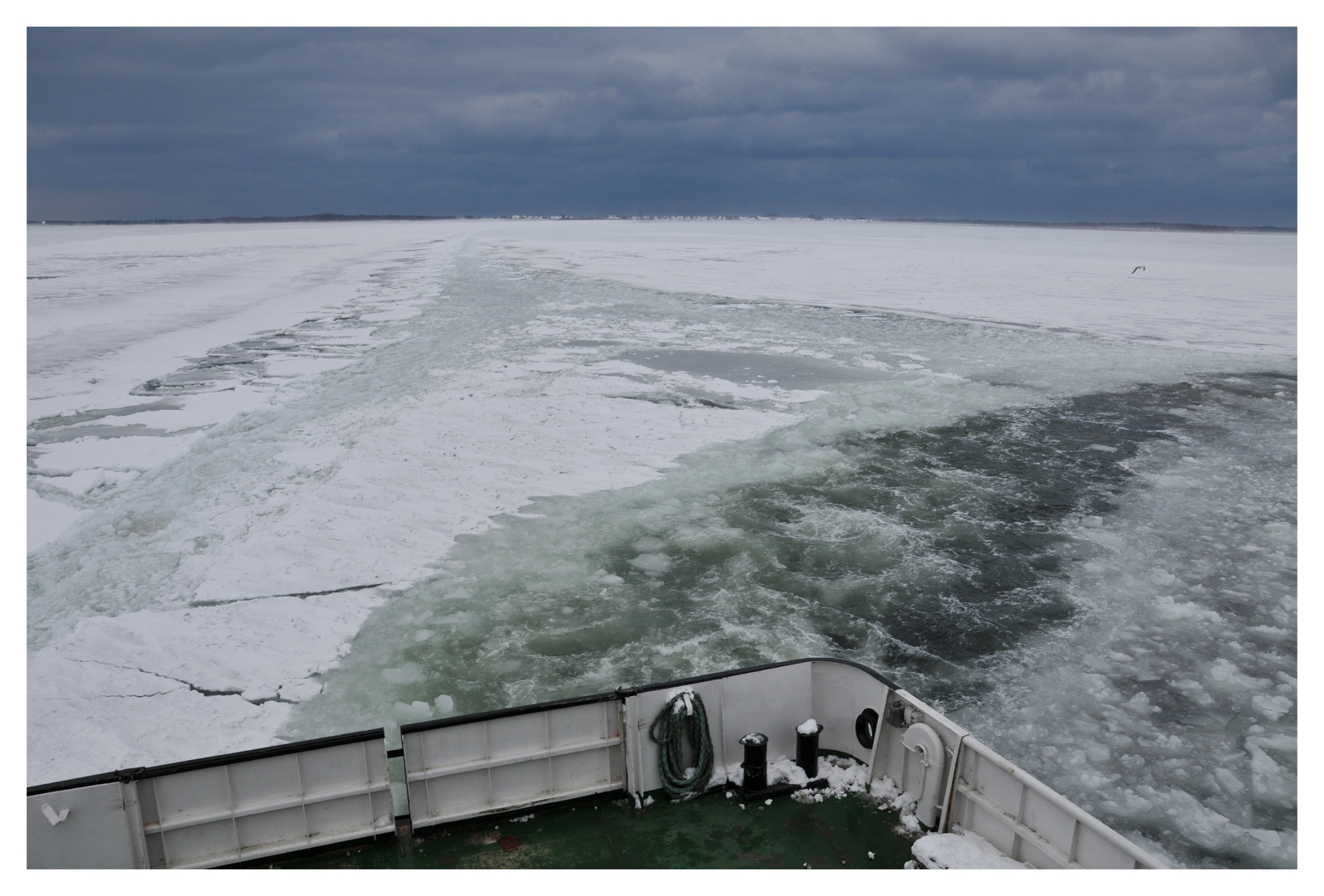 Eisgang vor Hiddensee