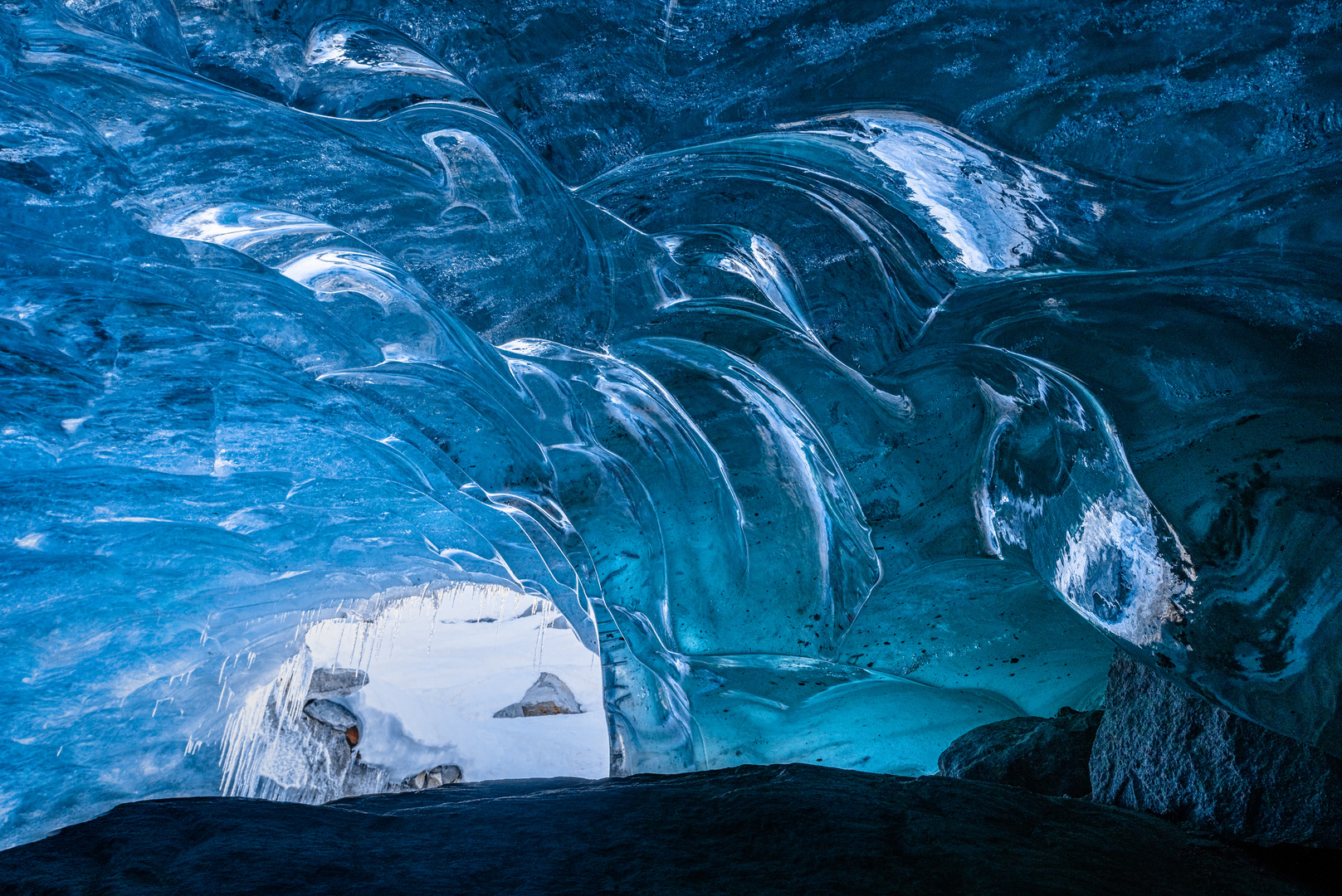 Eisgrotte im Morteratschgletscher