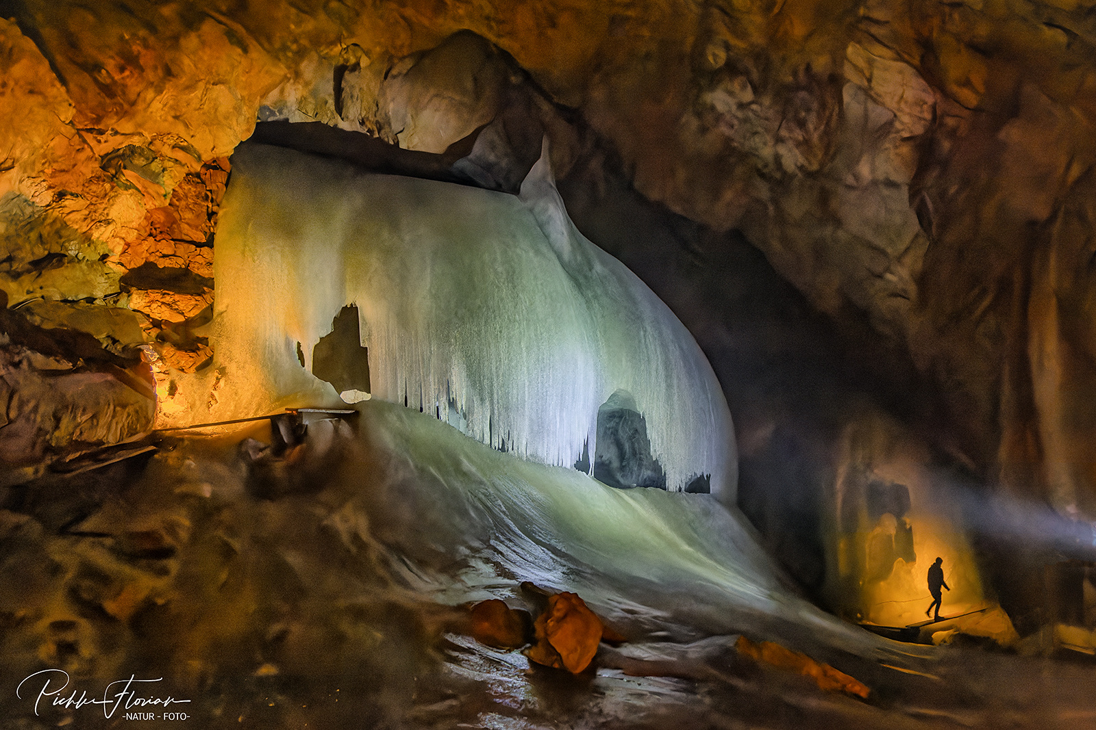 Eishöhle