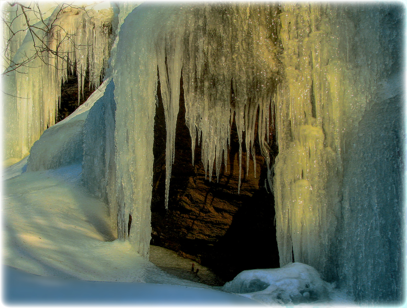 Eishöhle im Bjørndalen