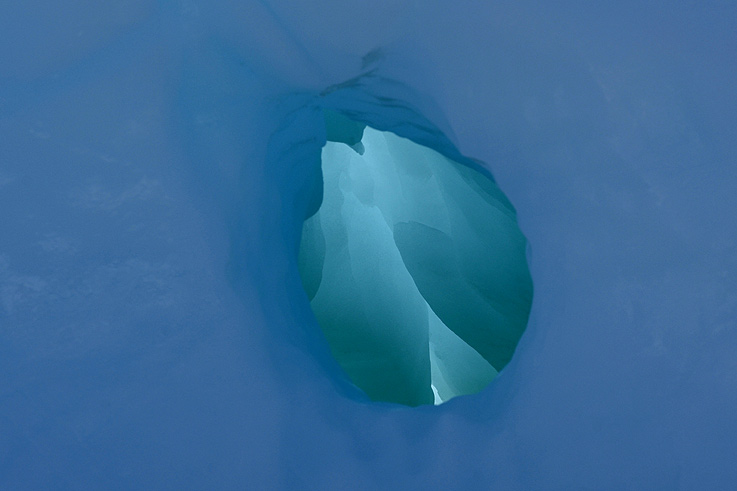 Eishöhle in Grönland