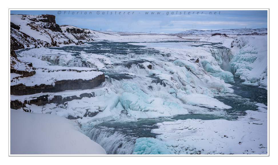 Eisige Flusslandschaft am Gullfoss