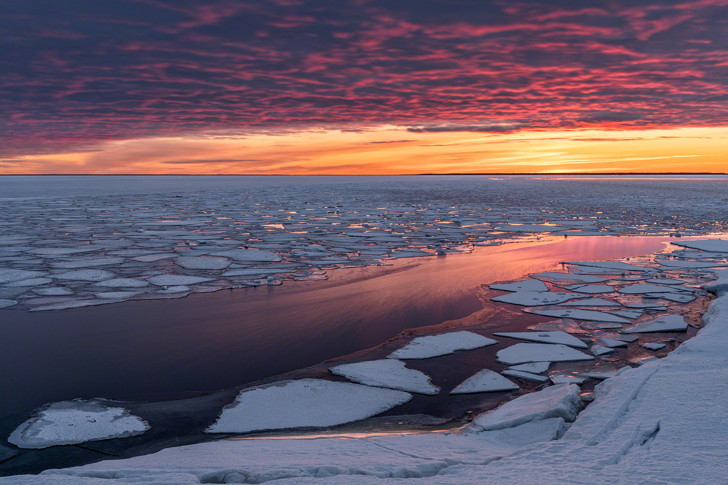 Eisiger Sonnenuntergang / Icy sunset