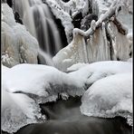 Eisiger Wasserfall II