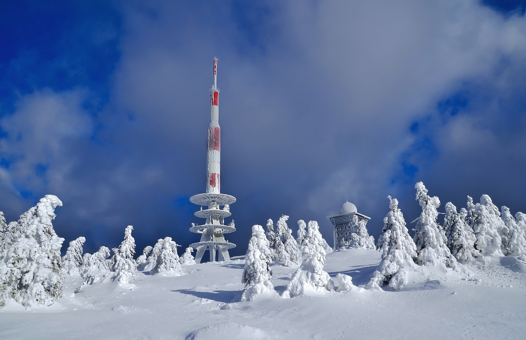 Eisiger-Wintertag-auf-dem-Brocken