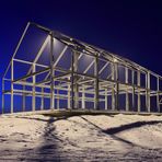 Eisiges Hallenhaus im Winter – Halde Norddeutschland