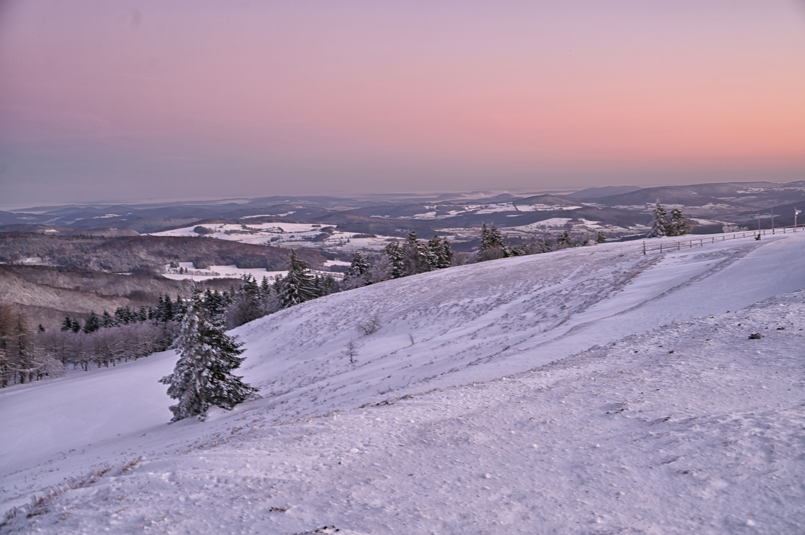 eisigkalter Sonnenaufgang 