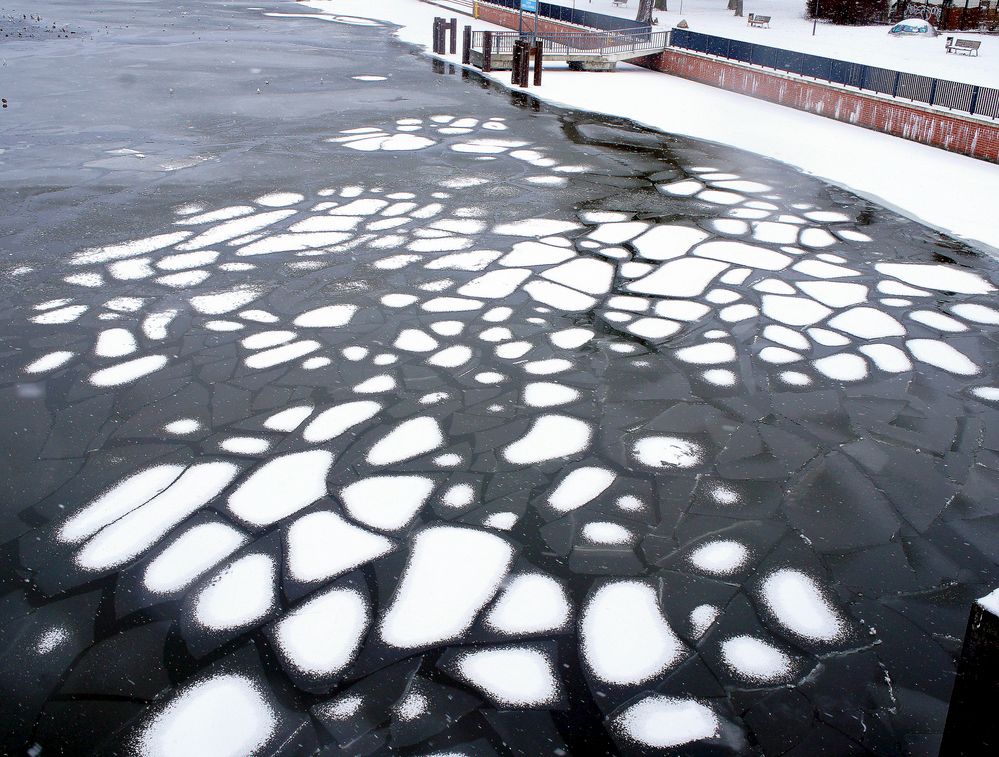 Eisinseln am Luisenhain