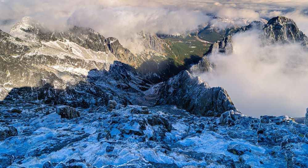 Eiskalter Blick von der Lomnitzer Spitze / Hohe Tatra