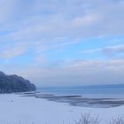 Eiskalter Strand in Solitüde