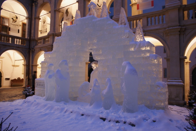 Eiskrippe im Hof des Landhauses in Graz