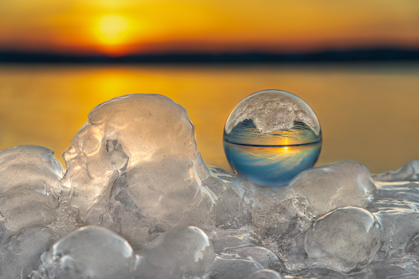 Eiskugel am Ammersee