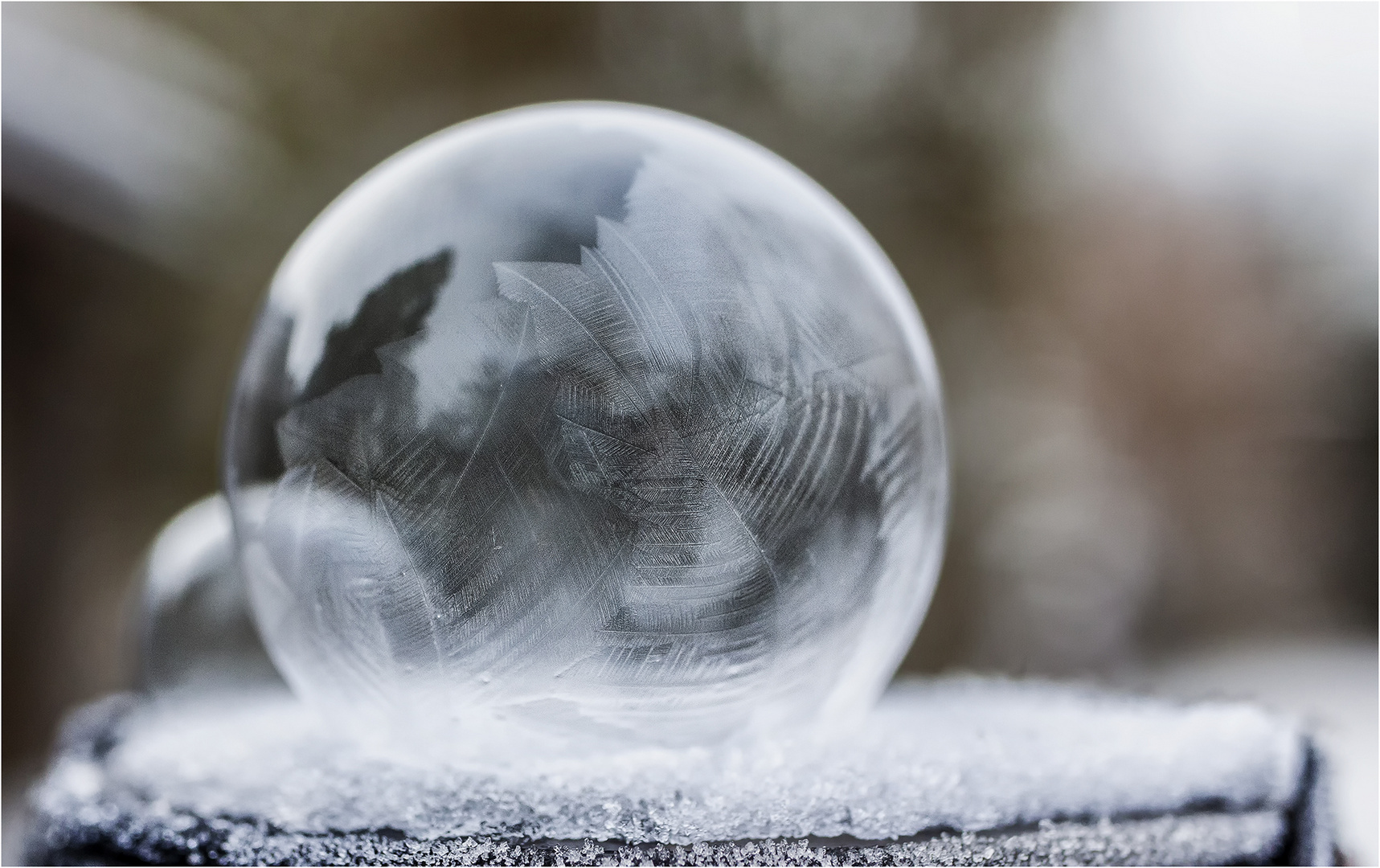 ... Eiskugeln ...