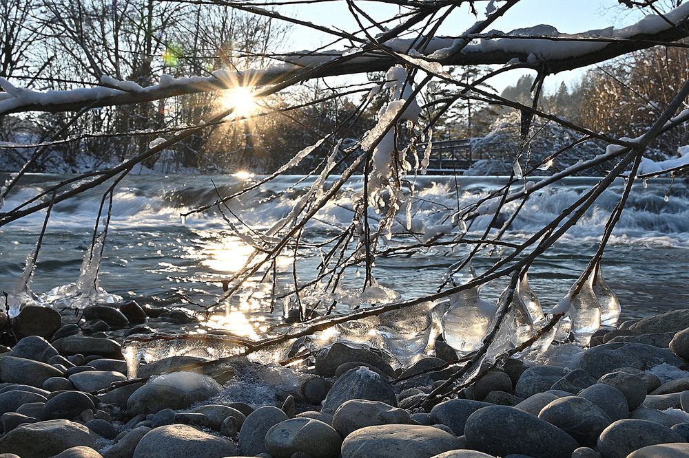 Eiskugeln im Licht