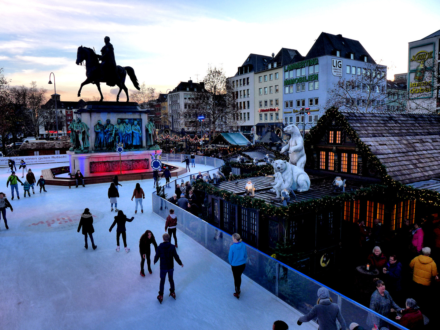 Eislaufen auf dem Heumarkt