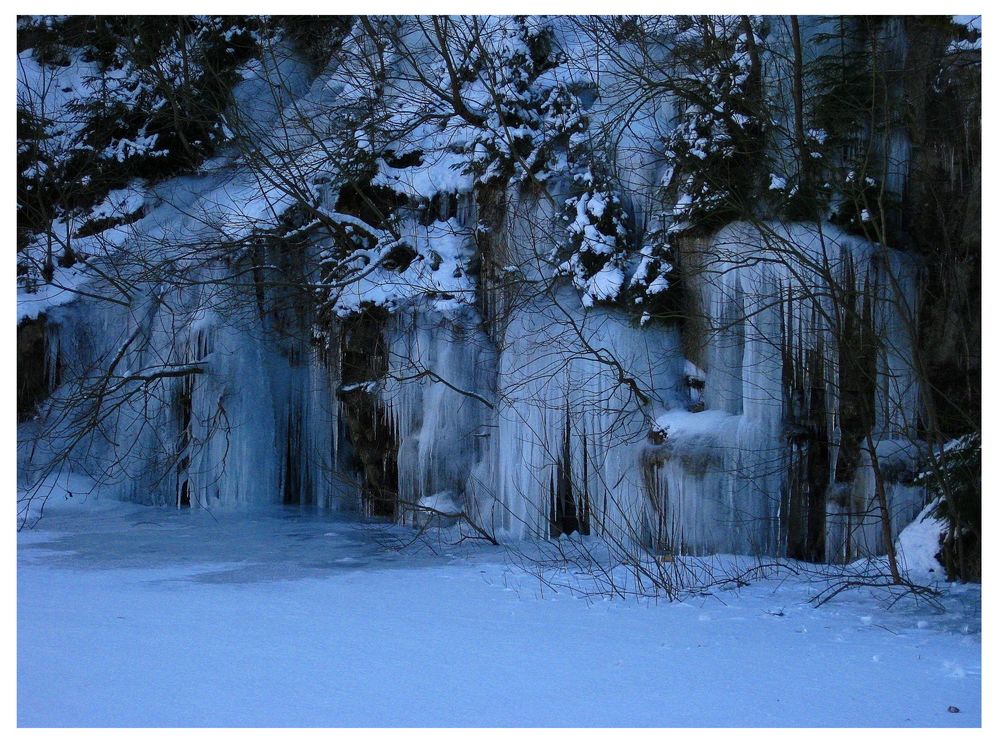 Eisorgelzapfen am Gefreeser Steinbruch