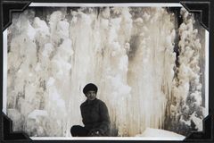 Eispanzer vor der Flanitzhütte 1923 (mit Erklärungen)