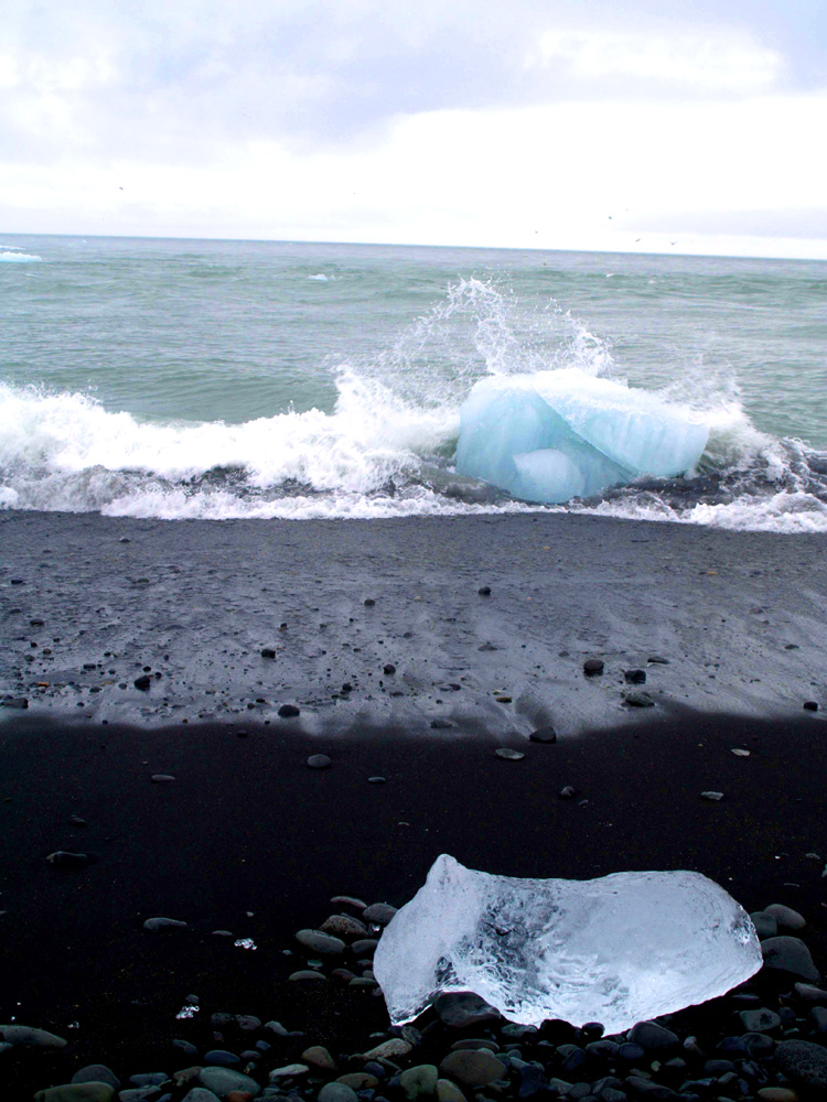 Eisschollen am Meer