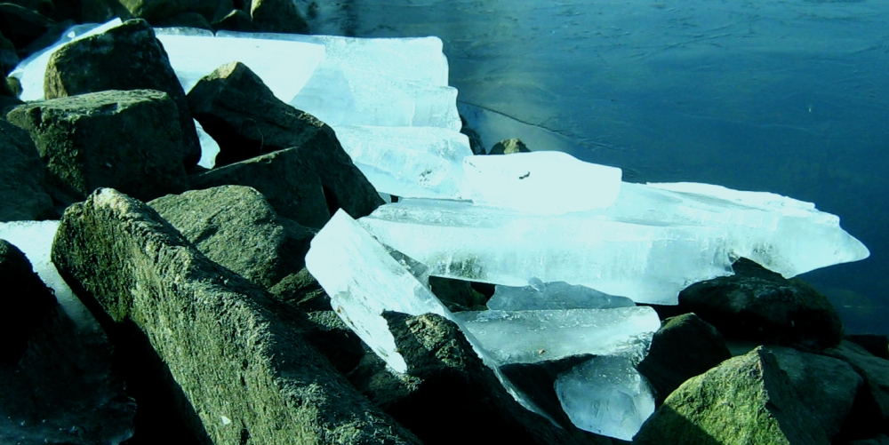 Eisschollen am Rheinhafen 2