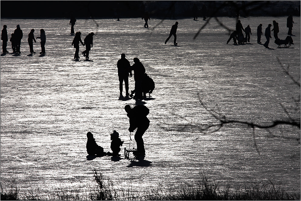 Eisspiele