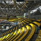 Eissporthalle: Die gelben Sitze