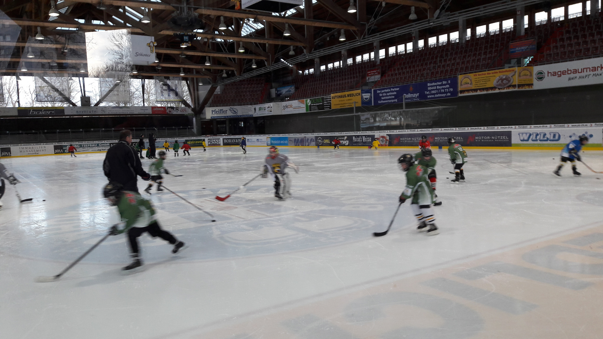 Eisstadion Bayreuth  Jugend trainiert 