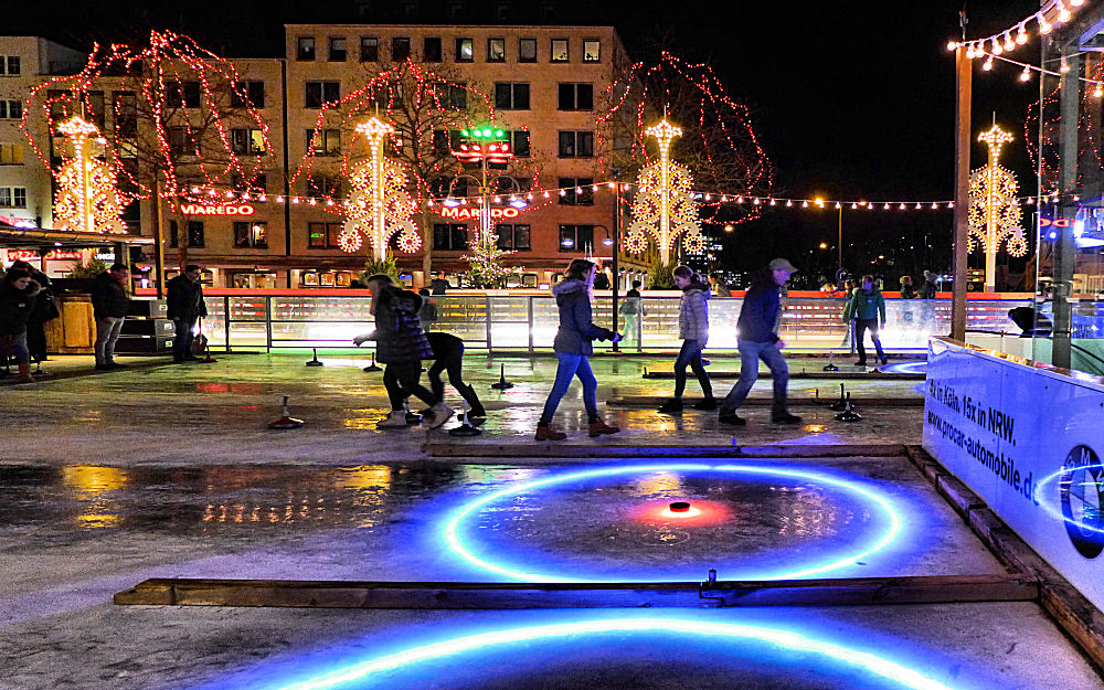 Eisstockschiessen in Köln