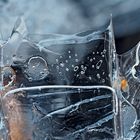 Eisstrukturen bleiben auch heute noch ein Geheimnis. - Les structures de glace restent une énigme.