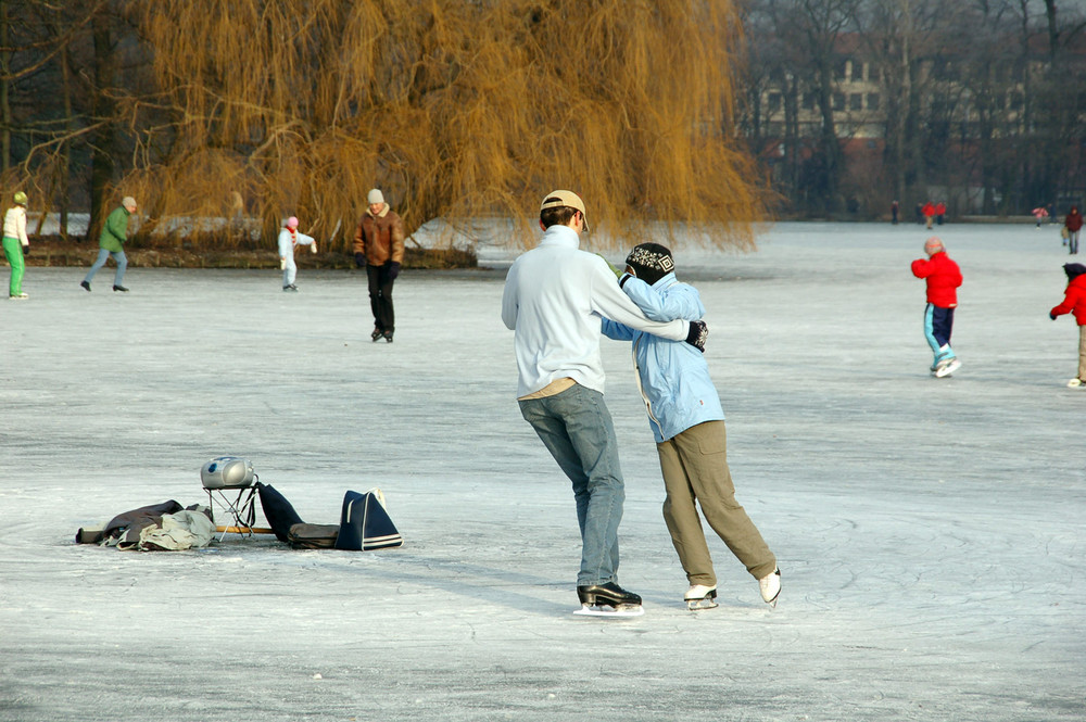 Eistanz im englischen Garten in München