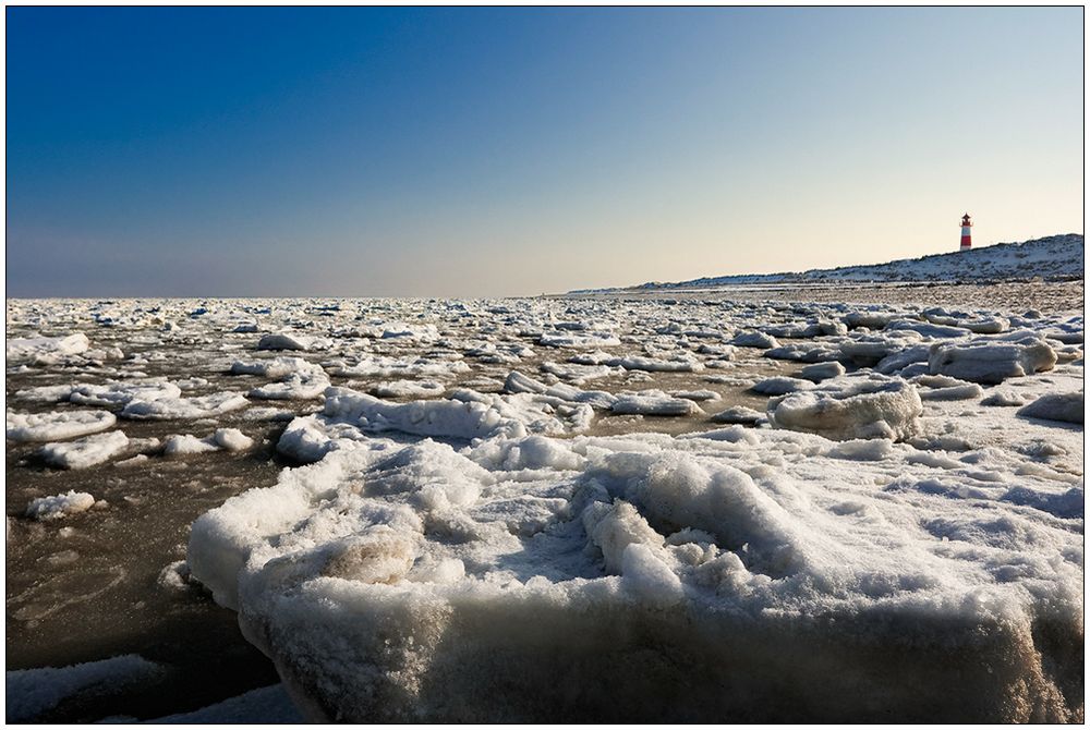 Eiswüste vor der Küste