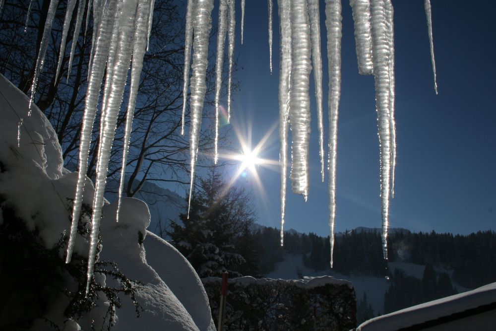 Eiszapfen Foto & Bild wetter, natur Bilder auf