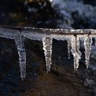 Eiszapfen am Bach_2