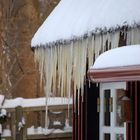 Eiszapfen nach Schneesturm. Insel Hiddensee