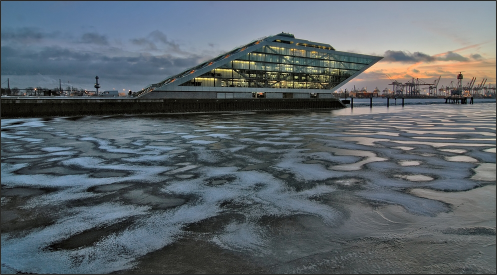 ^^ EisZeit am Dockland