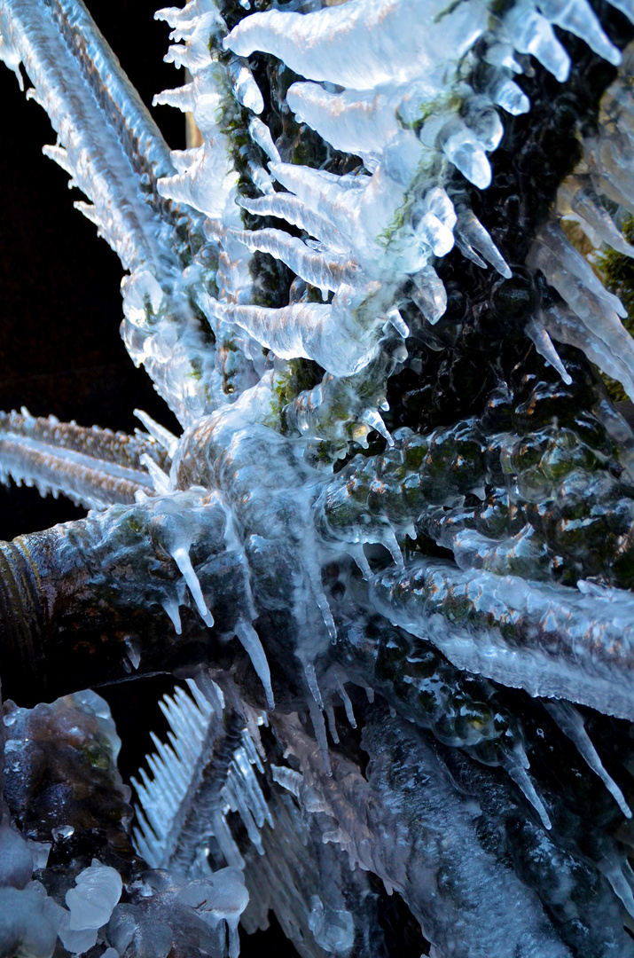 Eiszeit am Mühlrad