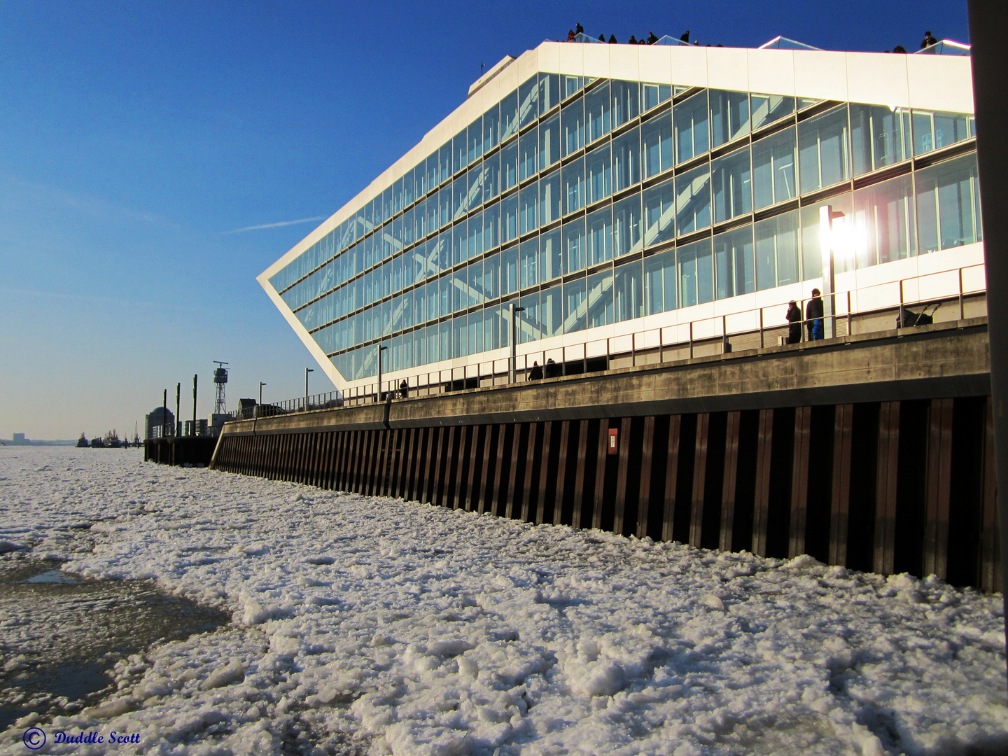 Eiszeit in Hamburg - am Dockland