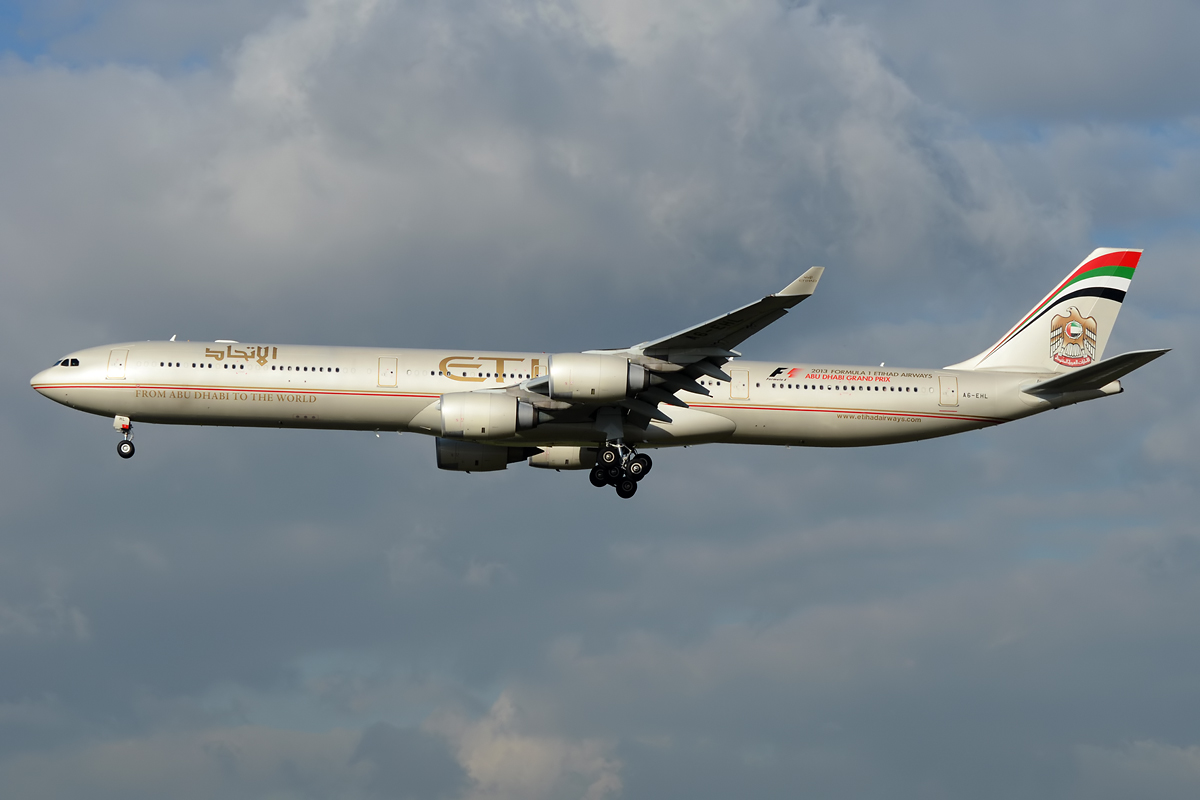 Eithad A340-600 im Anflug auf Frankfurt